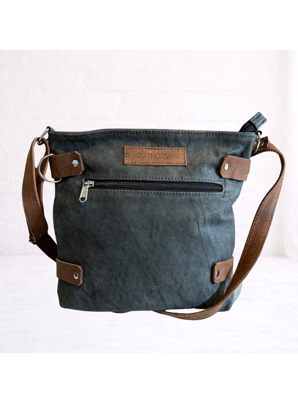 Medium Sling Bag