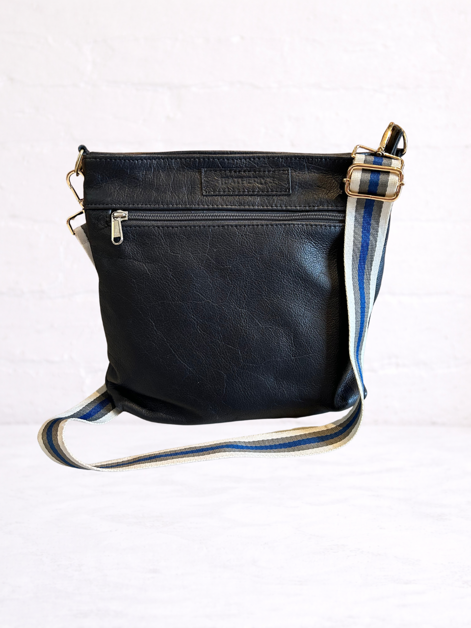 Medium Sling Bag